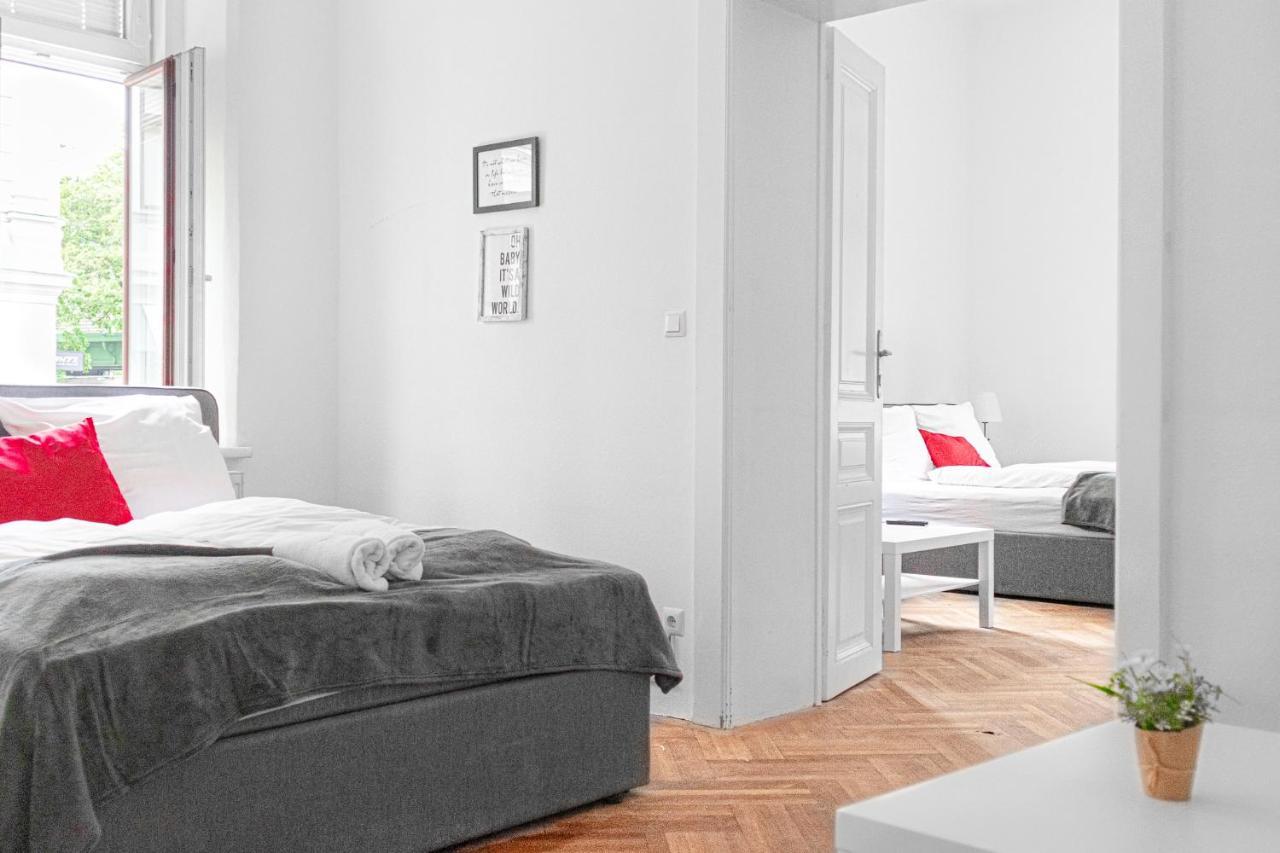 Classy 2Br Apt. W/ Exclusive Location Near Akh Wenen Buitenkant foto